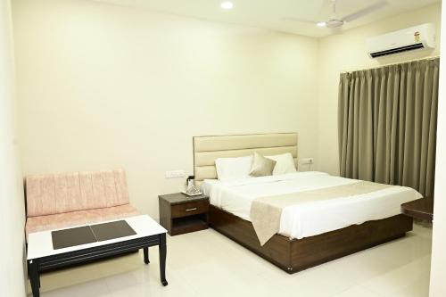 The Eden – Indore, OH