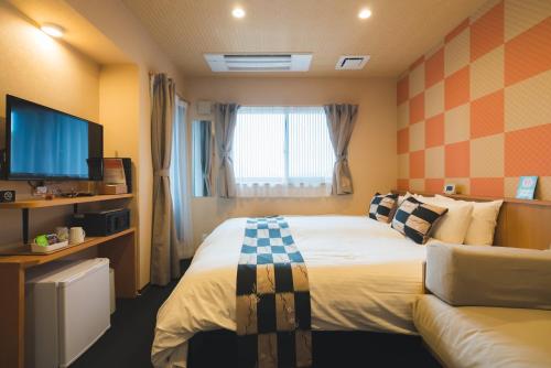 room detail thumbnail 1