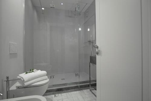 Tornabuoni Place - image 5