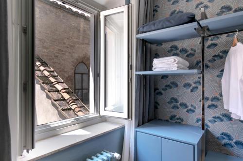 Tornabuoni Place - image 4