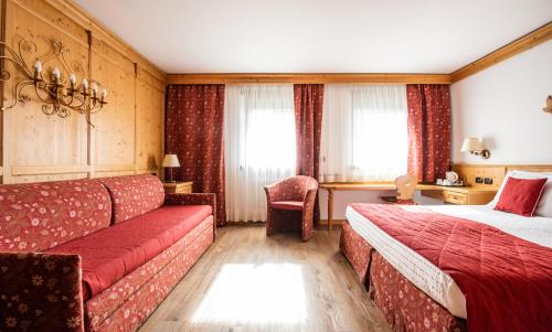 310945716 Hotel Antares