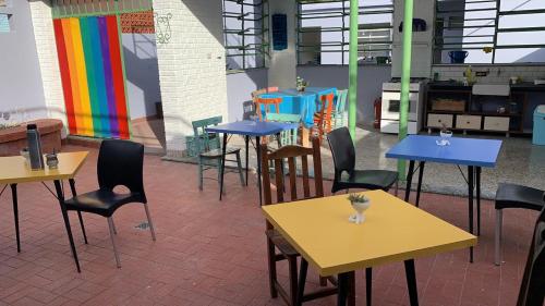 Bar/lounge, Bed & Bike Hostel in Rosario