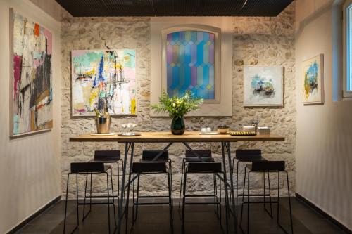 Instalações, Schumacher Hotel Haifa in Carmel