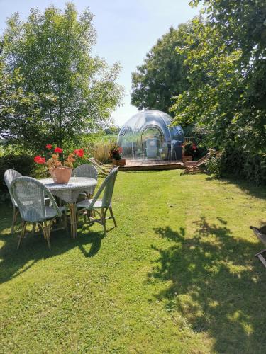 Gîte 4 étoiles avec hébergement insolite - 10 personnes (Gite 4 etoiles avec hebergement insolite - 10 personnes) in 聖伊萊勒代洛熱