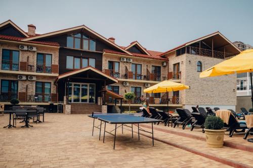 Абрикос Garden Hotel - image 13