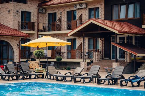 Абрикос Garden Hotel - image 10