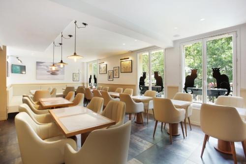 Hotel Le Chat Noir - image 7