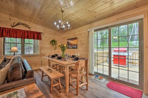 Upscale Cabin with Hot Tub and Deck in Wardensville! in Wardensville, USA