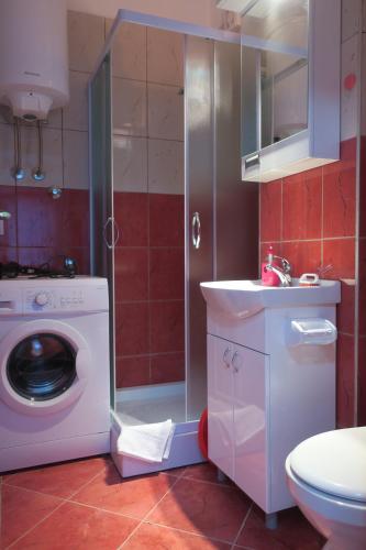 Casa Blanca - image 6