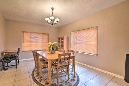 Lake Views & Private Porch: Auburndale Family Home in Auburndale (FL)