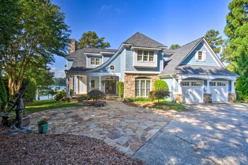 Gainesville Lake Getaway with 2-Story Dock! - main image