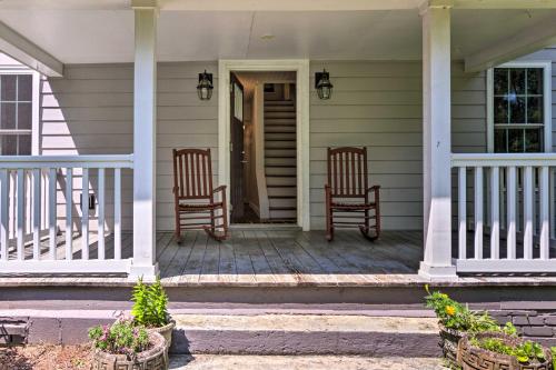 Peaceful Mtn Cottage Pergola, BBQ and Fire Pit
