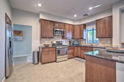 Quiet Country Club Condo with Golf Course Views - image 4
