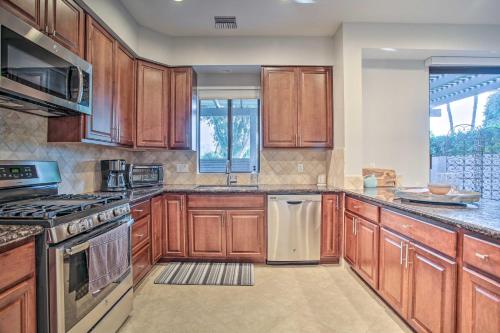 Quiet Country Club Condo with Golf Course Views - image 5