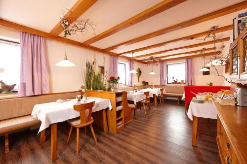 Gästehaus Alpina - image 11