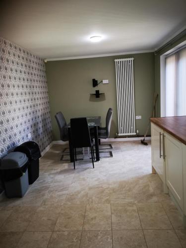 BRIGSTOCK HOLIDAYS HOUSE, Manchester (Foto 9)