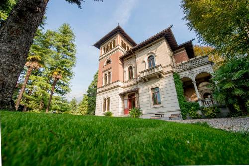 Villa Confalonieri gîte à louer Mandello del Lario