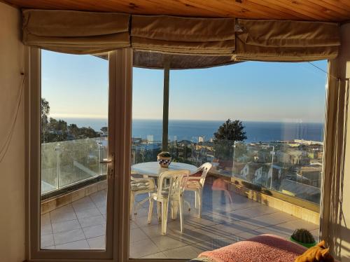 Erkély/terasz, Hostal lala porteña vista al mar, baño privado y desayuno (Hostal lala portena vista al mar, bano privado y desayuno) in Playa Ancha