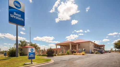 Best Western Snyder Inn - image 6