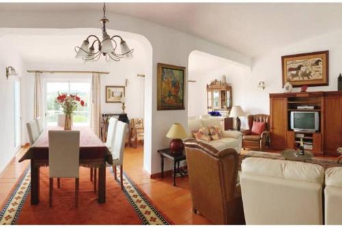 Kika Family House