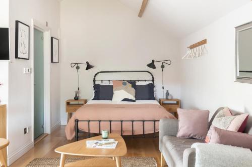 The Hayloft by Black Door Stays, Bath (photo 7)