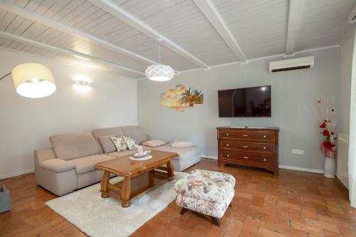 Villa Ruza - image 11