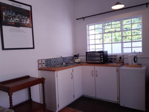 Kitchen, Snug Cottage in Nieu-Bethesda