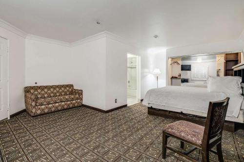 Rodeway Inn Old Town Temecula - image 9
