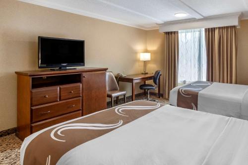Suite with Two Queen Beds - Accessible/Non Smoking