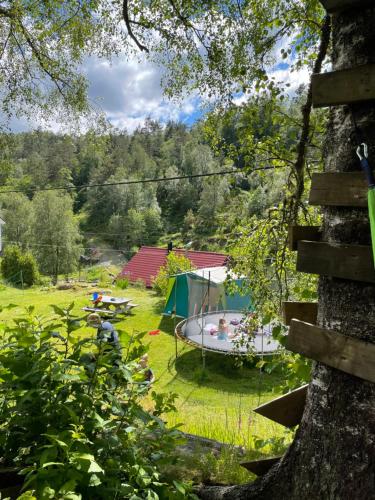 Gård’s hus i Alver