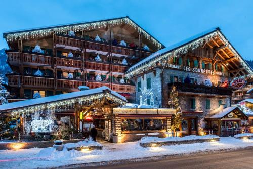 La Chapelle-d'Abondance Les Cornettes 3-Star Hotel lobby