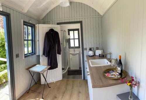 Holly Hut Shepherds Hut