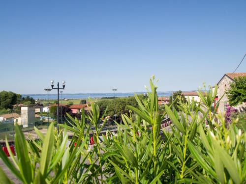  Yourbanflat Garda Lake View in Calmasino