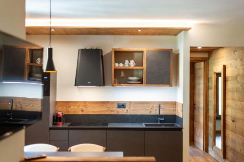 virtuve, Orobie Alps Resort in Roncobello