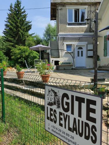 Gite Les Eylauds - Apartment - Pionsat