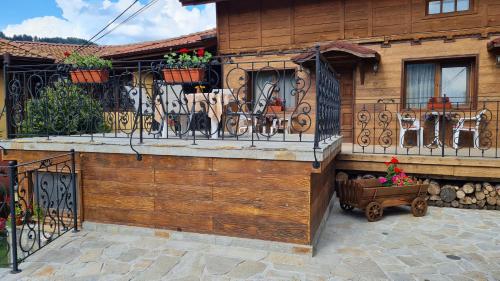 Zlatniyat Telets Guest Rooms - image 5