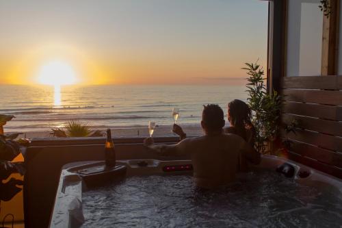GOLD SUITE T2-PRAIA DO FURADOURO - image 4