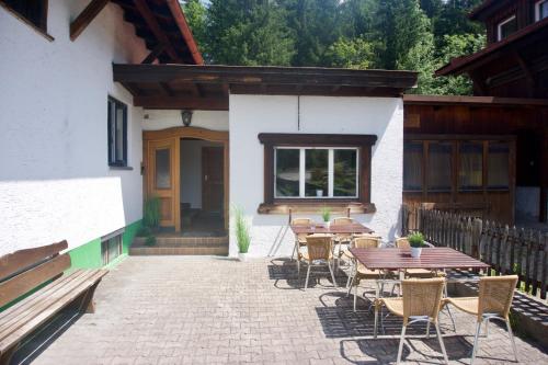 Mountain Hostel City 3