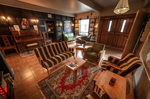Shared lounge/TV area, Hotel Siglunes in Siglufjordur