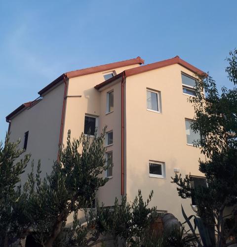 Apartmani Laura