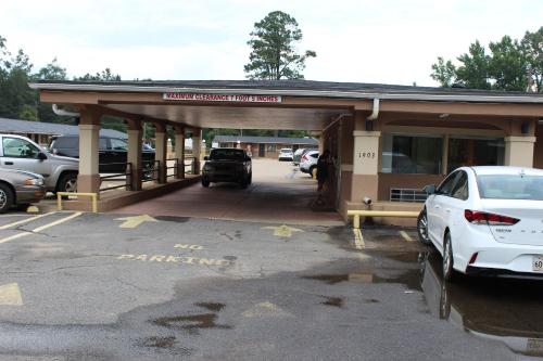 Sissepääs, Evergreen Inn and R.V. in Winnfield (LA)