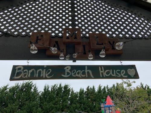 Family Fun House - Kids Nirvana on 1.5 acres!
