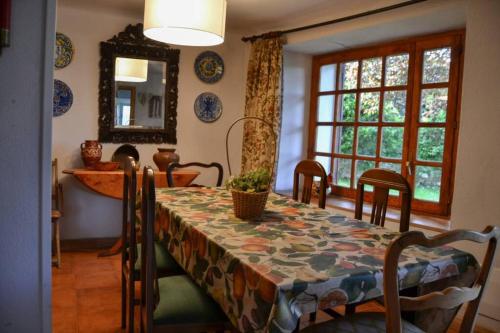 Casa del Río (Casa del Rio) in Torre Val De San Pedro