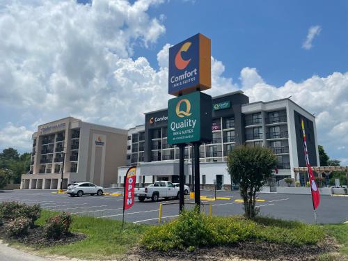 Quality Inn & Suites Spring Lake - Fayetteville near Fort Bragg
