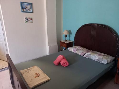  Next to the Sea, near the Athens Airport in Keratéa