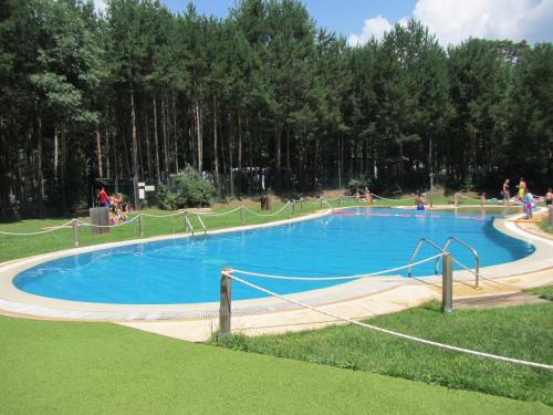  Camping Cobijo, Pension in Vinuesa bei El Royo