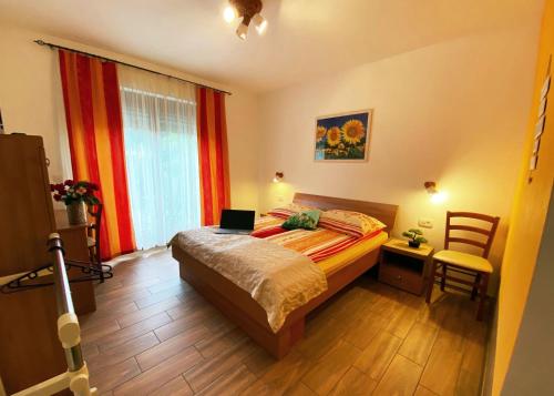 Guesthouse Mesec Zaplana - Vrhnika