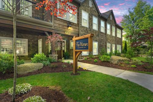 . The Blowing Rock Manor
