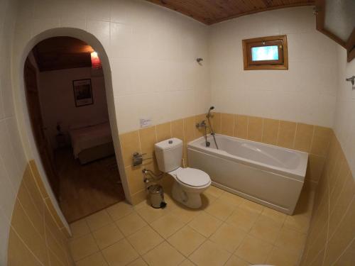 Mulberry House - image 12