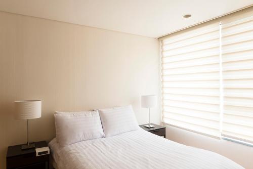 1 and half bedroom apartment - Near Lotte Galleria